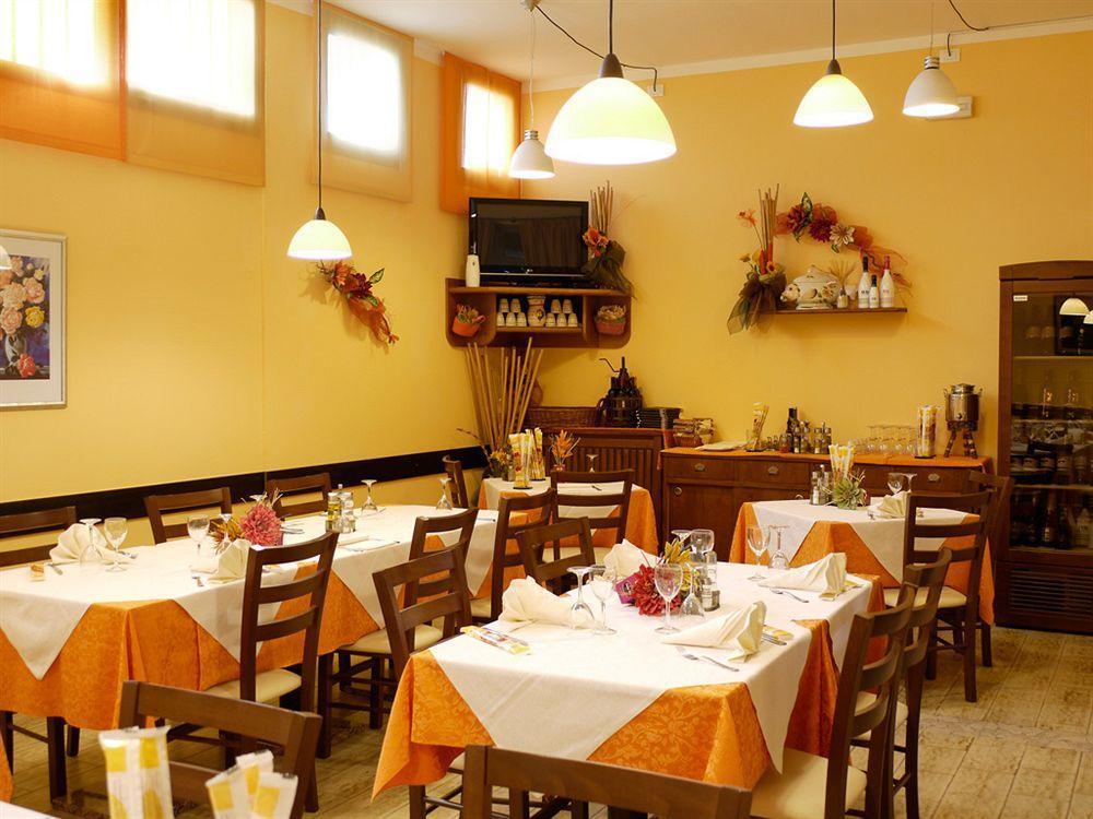 Hotel Agli Olmi San Biagio di Callalta エクステリア 写真
